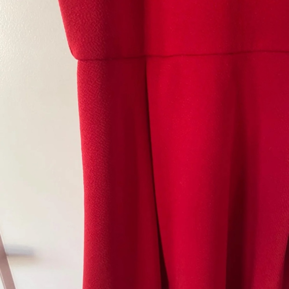 Red Dress - Picture 3 of 4